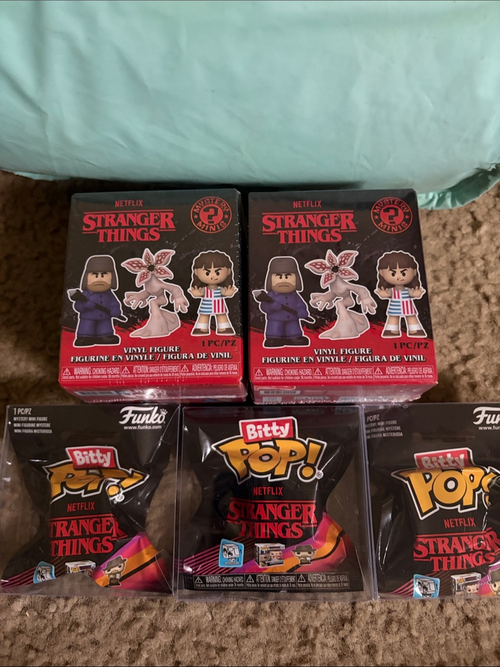 Funko Stranger Things Bitty Pop! Mystery Minis - Black & Red Boxes